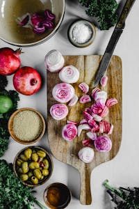tips for vegetarians: Top view of beetroot and ingredients on a chopping board for a vibrant food preparation scene.