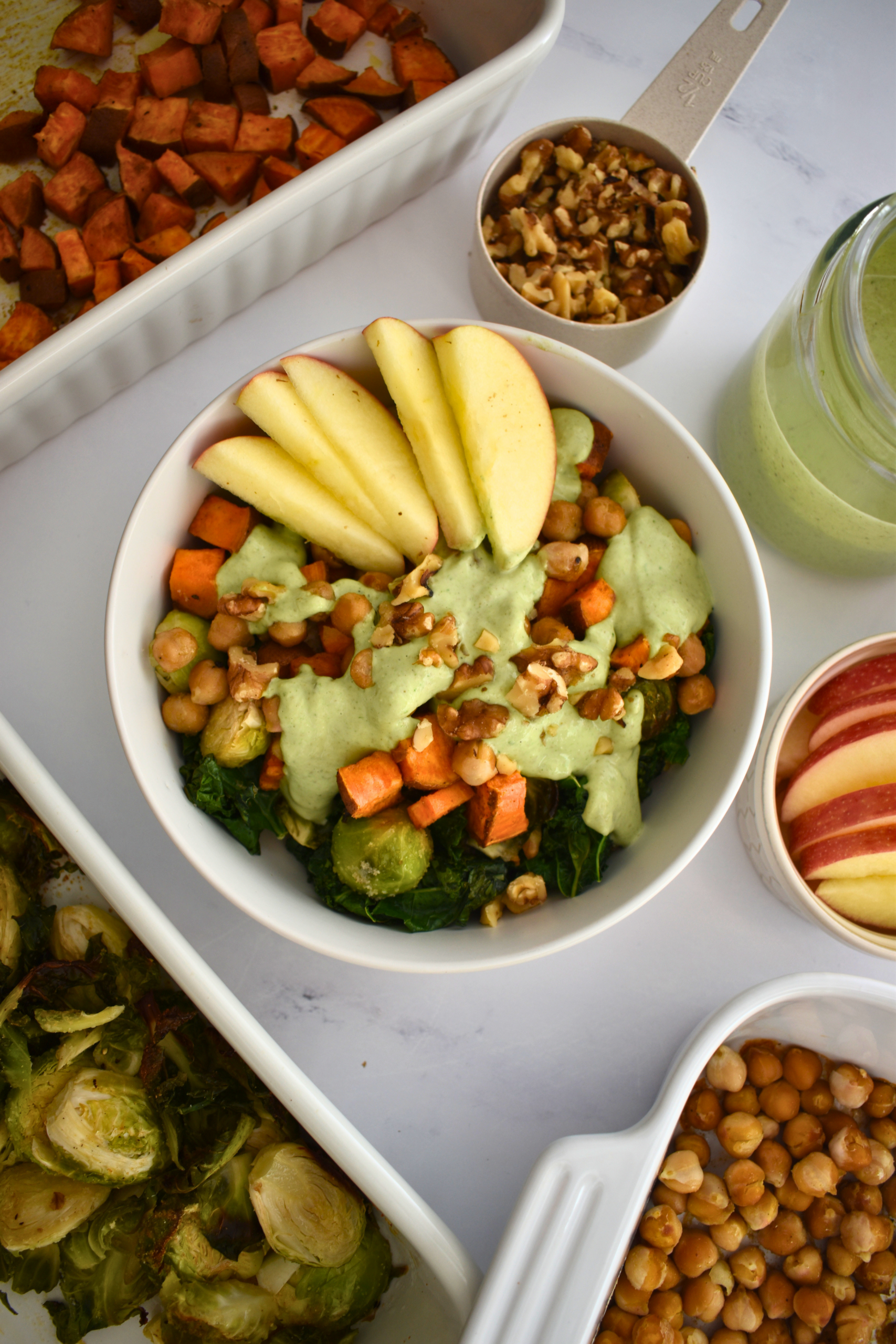 Kale Quinoa Bowls with Creamy Pesto Aioli