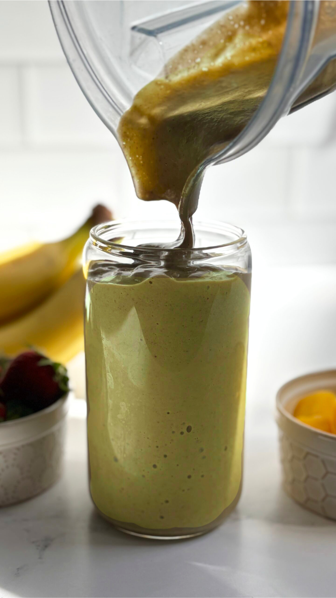 High-Fiber Tropical Smoothie