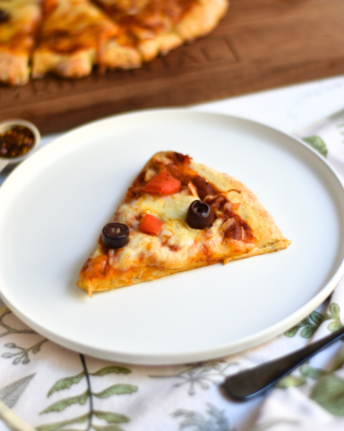 High-Protein Cottage Cheese Pizza