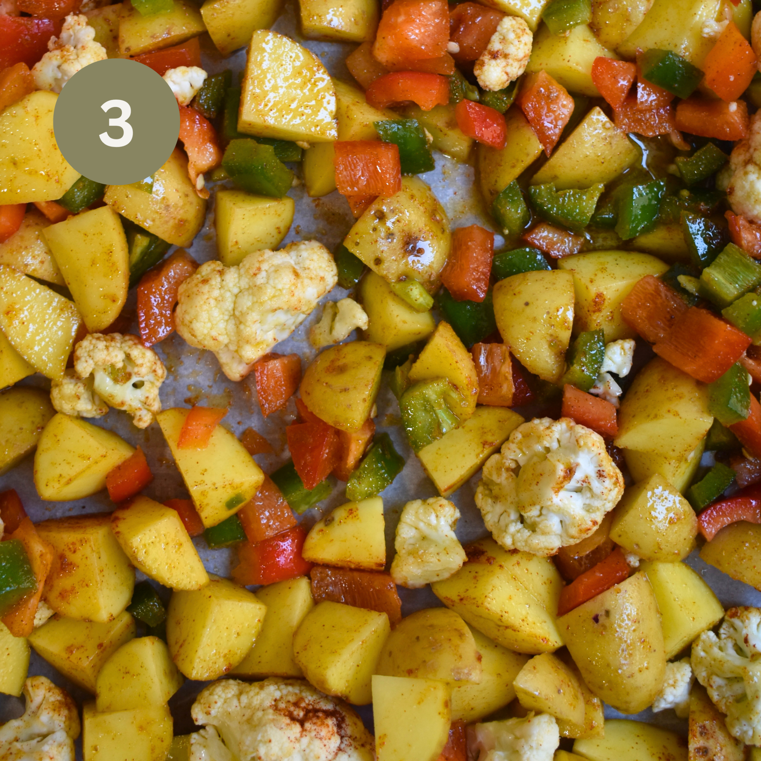 Roasted Chickpea and Potato Kale Bowls