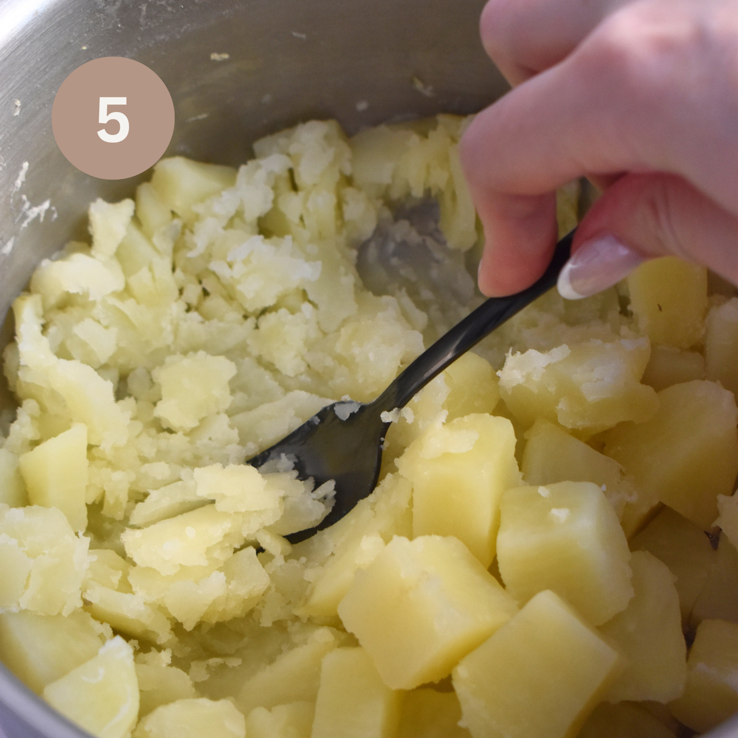 Healthy Mashed Potatoes with Cauliflower and White Beans