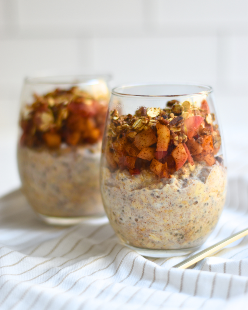 Apple Pie Overnight Oats