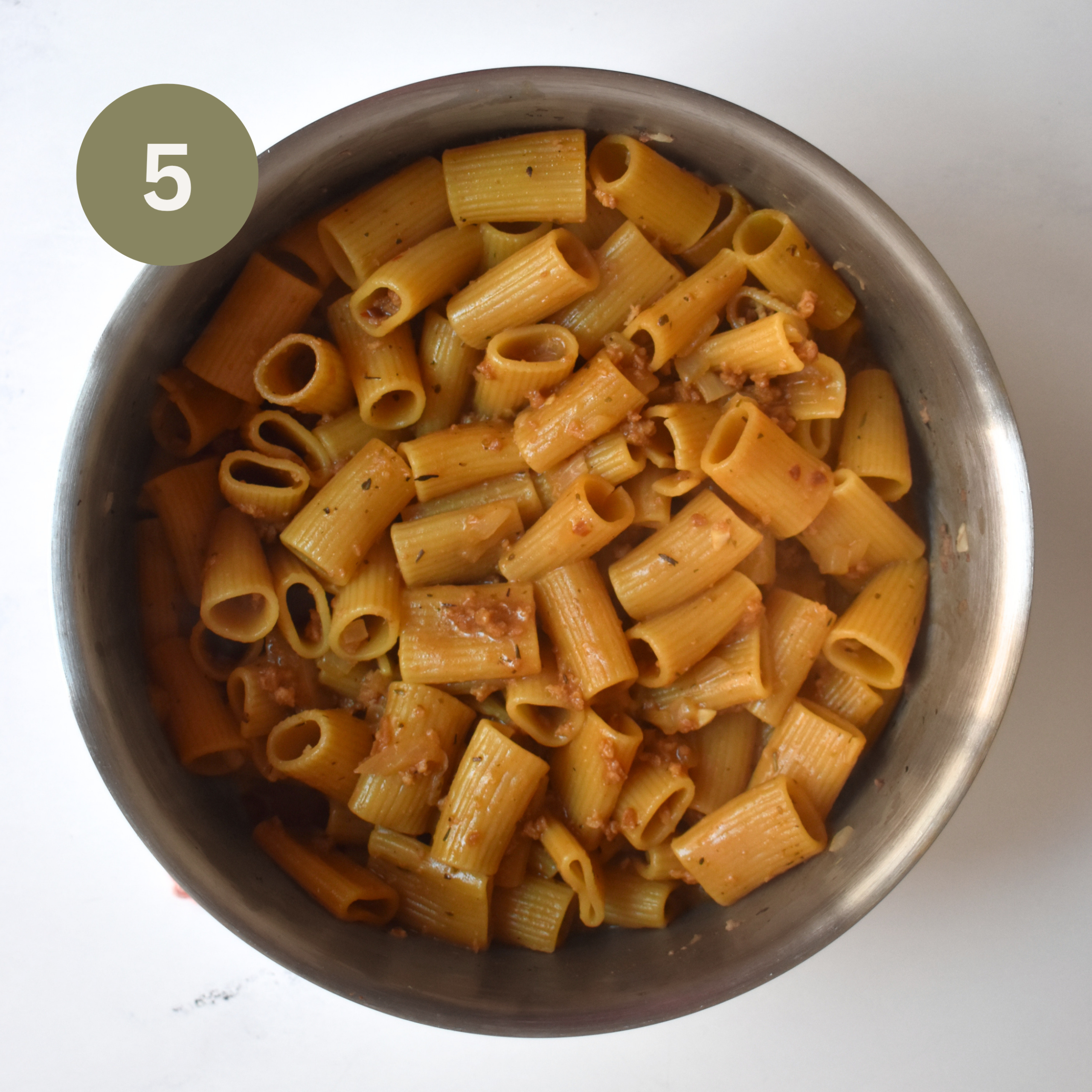 One-Pot Creamy Vegan Beef Pasta