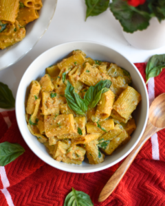One-Pot Creamy Vegan Beef Pasta