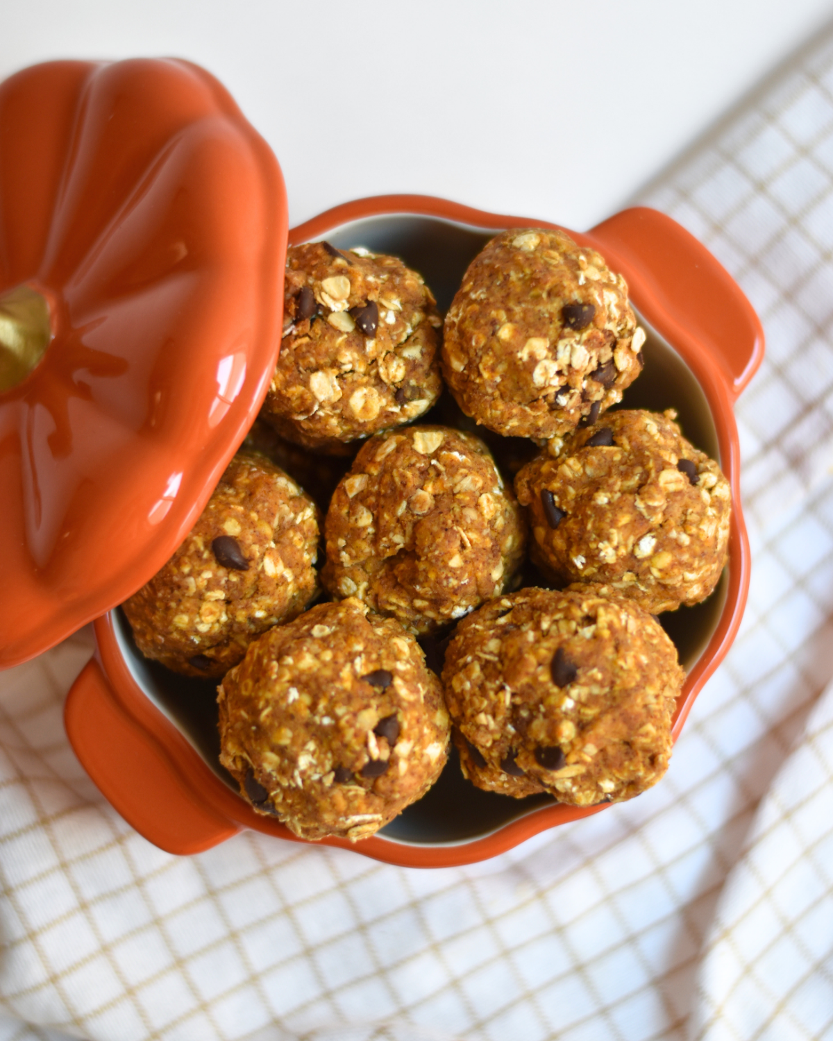 Pumpkin Pie Protein Bites